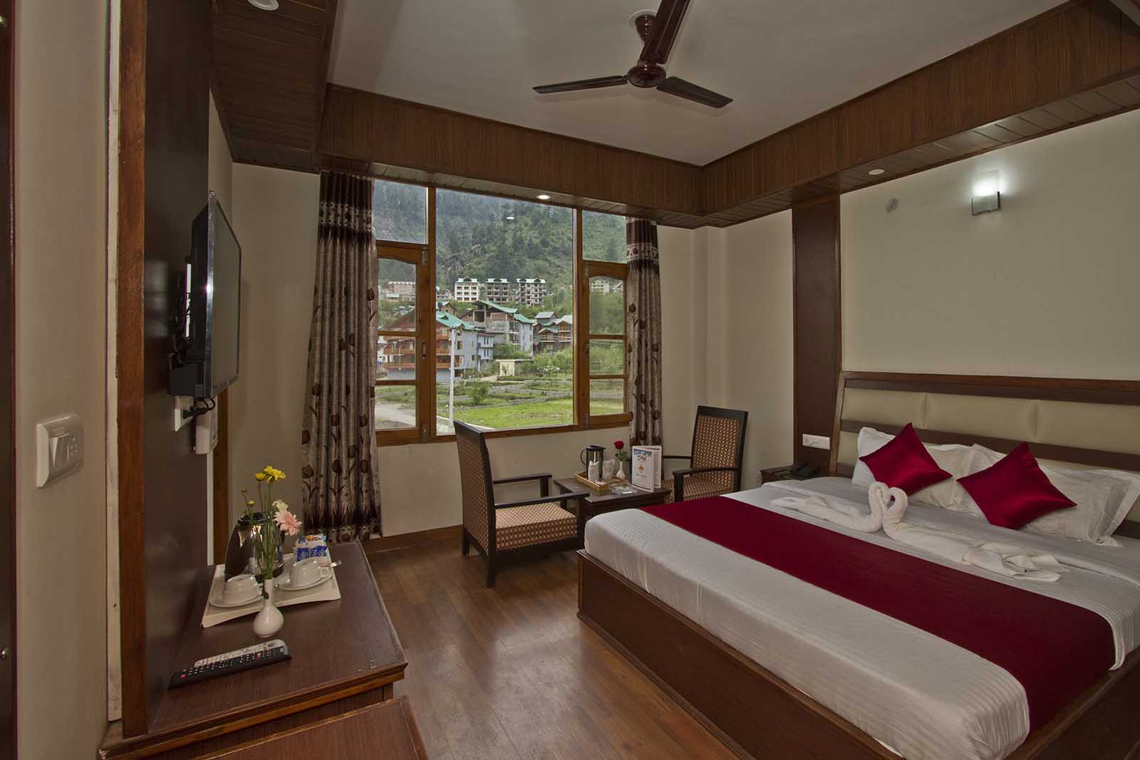 Deluxe Bedroom